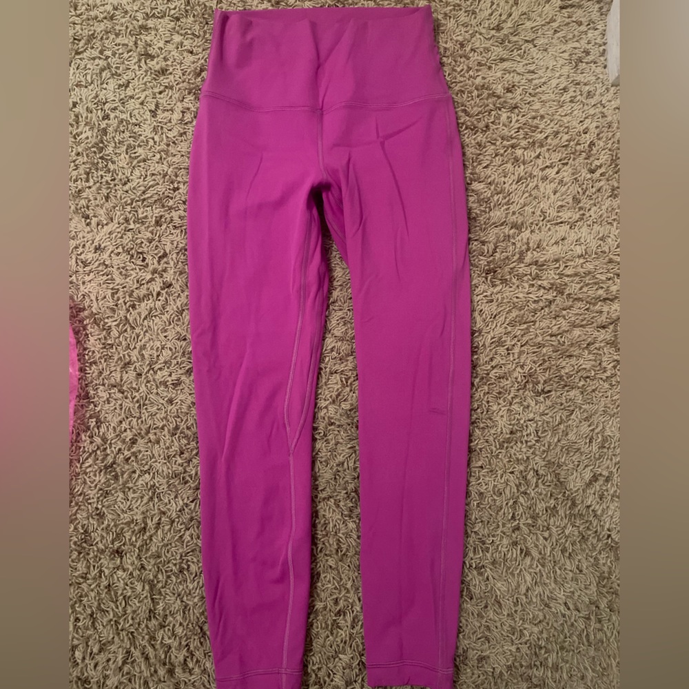 Vivid plum 25” lulu leggings
